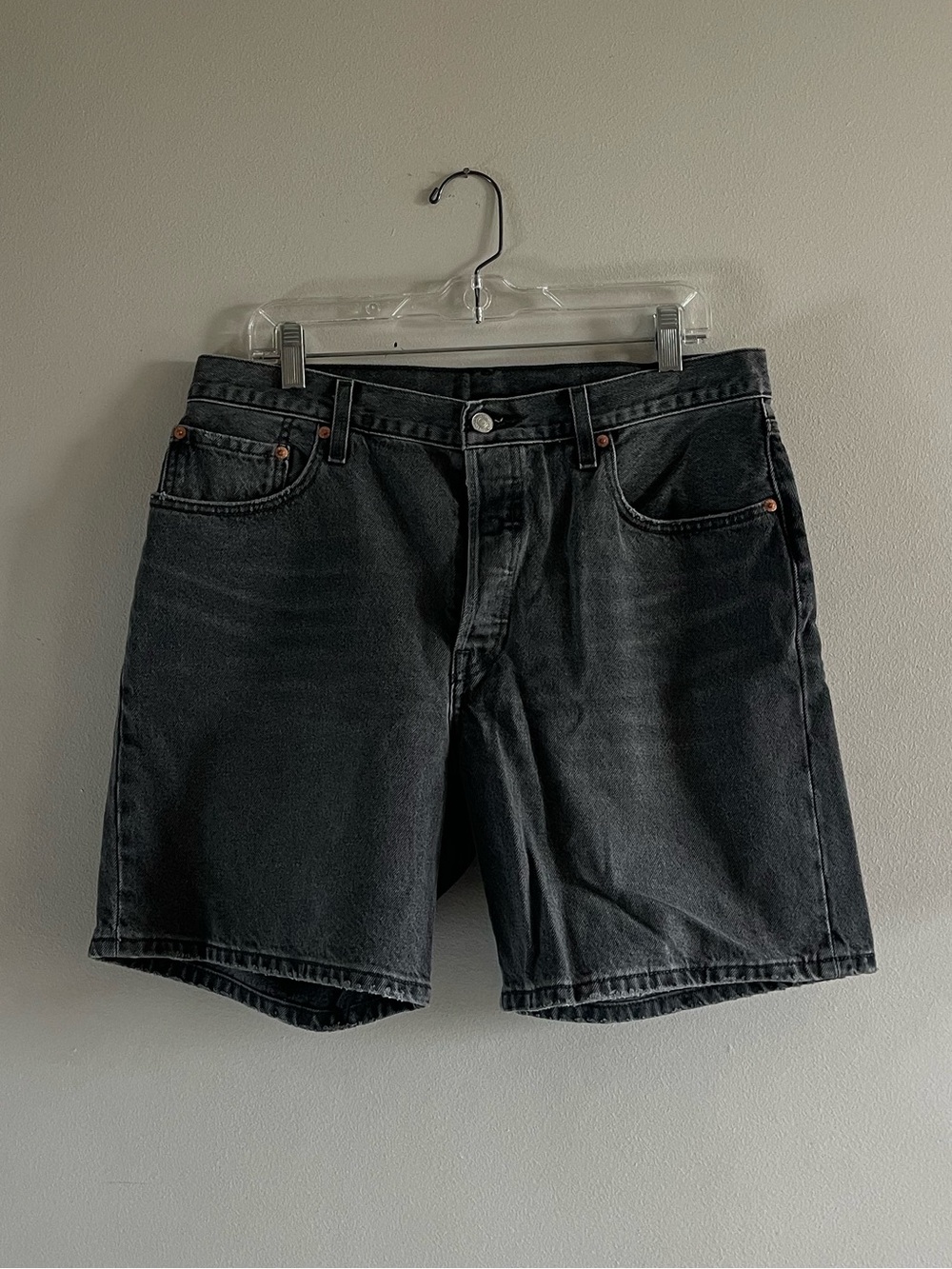 Levi’s 501 Mid Thigh Black Denim Shorts